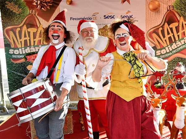 Férias na Bece - Vem brincar de Circo! Com o grupo K'Os Coletivo (Parceria Sesc) 7 Intervencao Circense Conexao Geek na BECE dia 25 de julho