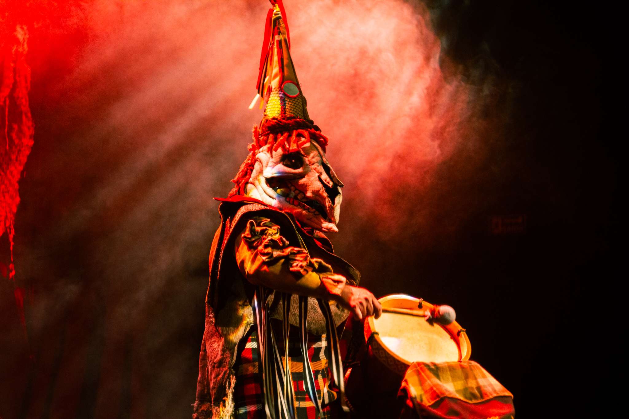 Pequenas Grandes Histórias | Espetáculo "O Bicho Alumbroso nas Entranhas do Encanto" com a Trupe Motim de Teatro (Quixeré - CE) 7 FOTOS Sergio Lima 9