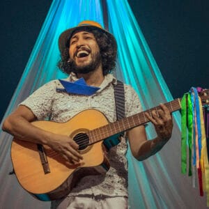 Pequenas Grandes Histórias | Contação de Histórias “O Barquinho e o seu pescador” com Evan Teixeira 42 O barquinho e o seu pescador Evan Teixeira Foto Tim Oliveira 2