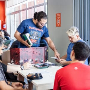 AsJ9tAO0LzkCGlhVloMsstorAhdQso8QIFm7krxM