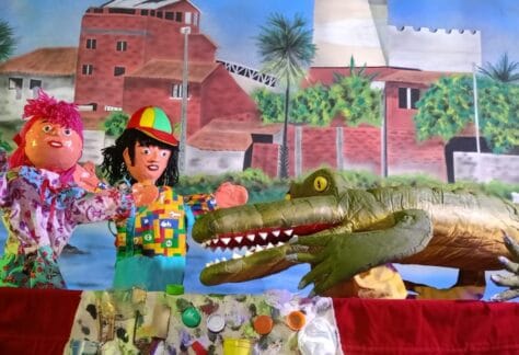 Rolê da Bece | Espetáculo “Na lagoa do Jacaré Lilico não pode jogar lixo!” com o grupo Calu Maravilha 68 Calu MARAVILHA foto 1