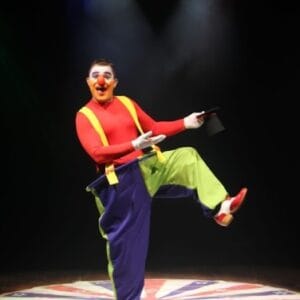 Pequenas Grandes Histórias | Espetáculo “O Circo das Coisas Incríveis” com a Trupe Era Uma Vez 42 Trupe era uma vez foto3